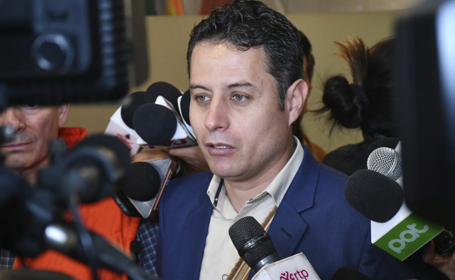 Lara convoca a Rodrigo Paz a un diálogo para superar tensiones y fortalecer la unidad nacional