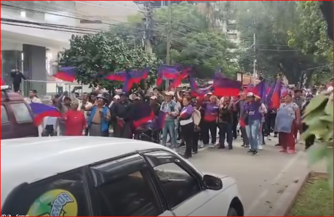 Denuncian que funcionarios de la Alcaldía están en actos de campaña en horario laboral