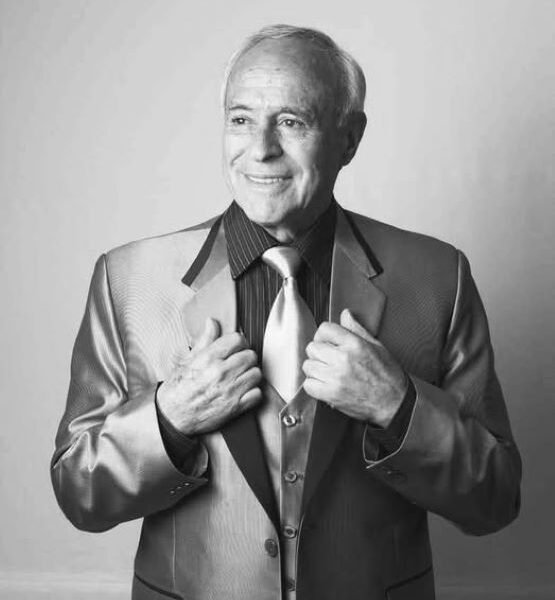 El sueño de David Santalla se hará realidad: monumento en su honor será emplazado frente al Teatro Municipal