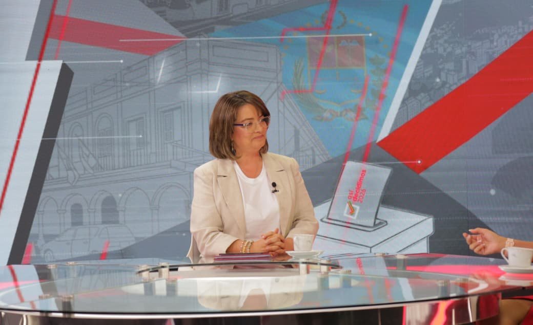 Molina expone sus propuestas para Cochabamba y llama a definir el rumbo de la ciudad en las urnas