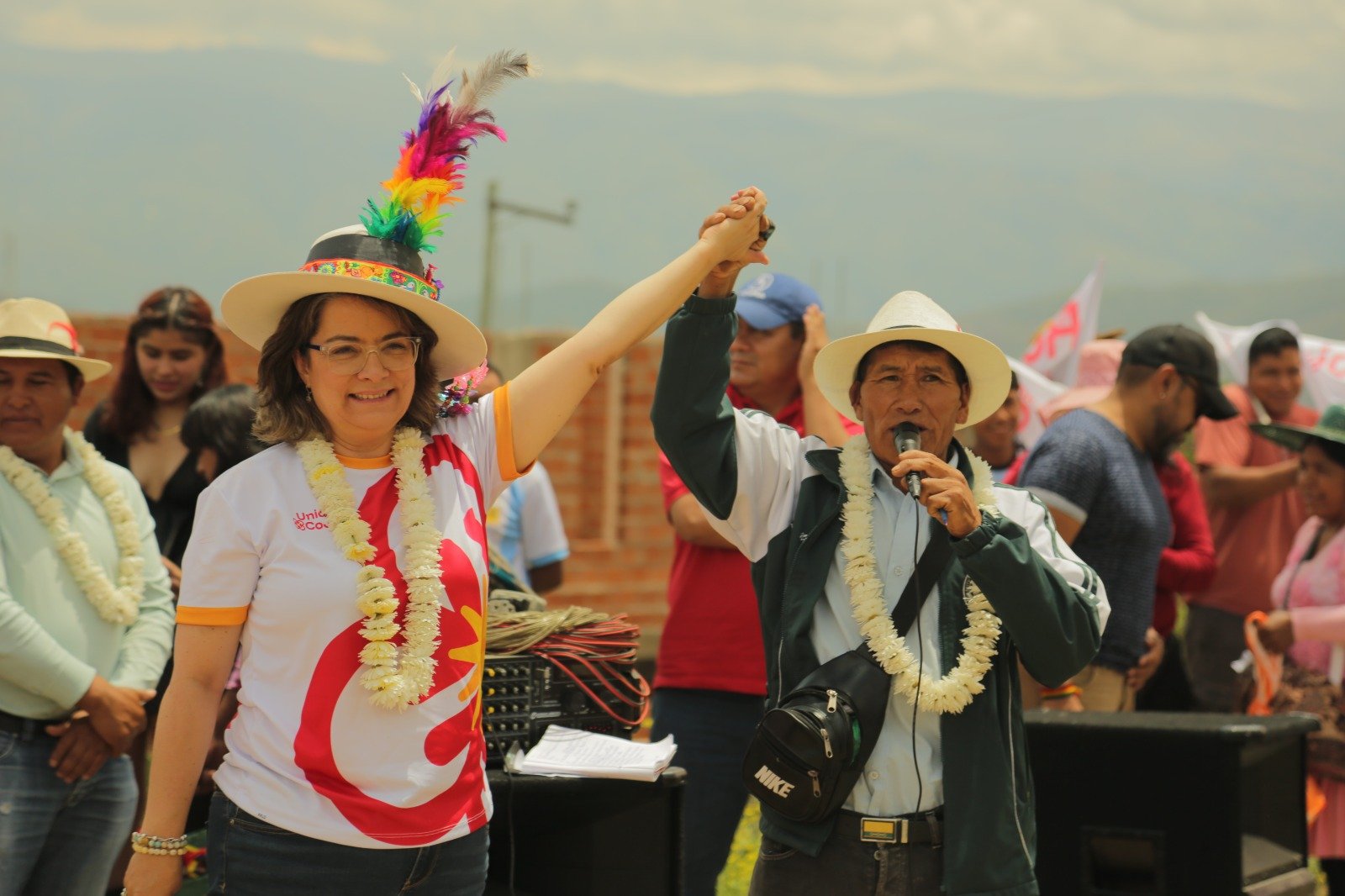Rocío Molina es respaldada y proclamada por vecinos del Distrito 15