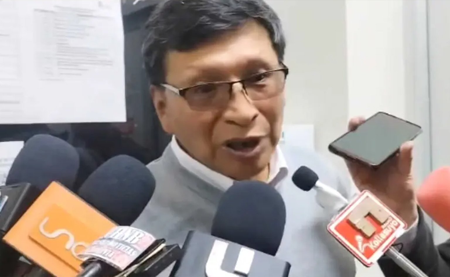 Jhonny Llally renuncia al cargo de alcalde de Potosí