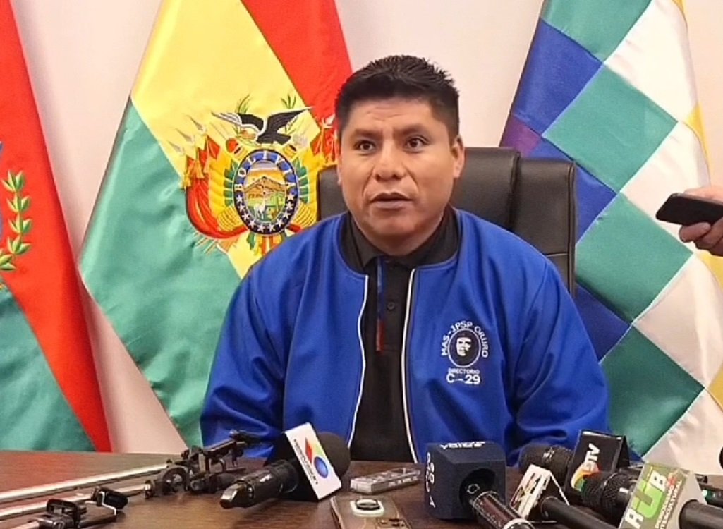 Presentan a Leonardo Loza como candidato a la gobernación por Alianza Unidos por los Pueblos