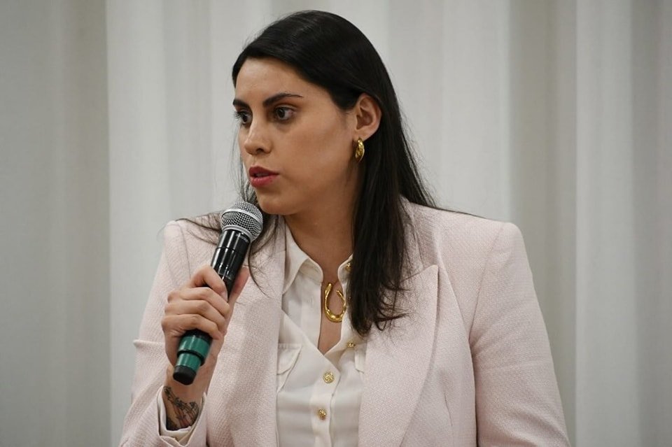 Polémica por el 50/50 derivaría en la salida de la viceministra Andrea Barrientos