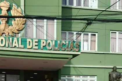 Fiscalía atribuye a neumonía la muerte de cadete de la Anapol; familia denuncia presunta agresión