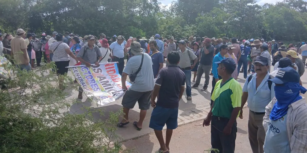 Productores de San José de Chiquitos levantan temporalmente bloqueo en la ruta Bioceánica
