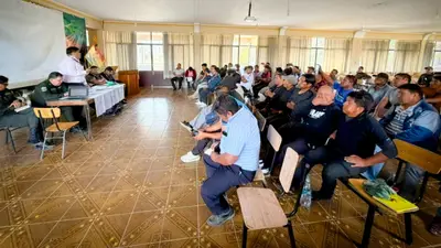 Transportistas levantan bloqueos en Cochabamba tras acuerdo con el Gobierno