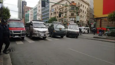 Choferes de La Paz anuncian paro indefinido desde este miércoles por falta de combustible y presuntos incumplimientos